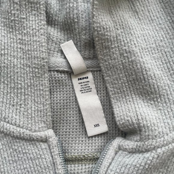 SKIMS Waffle Jogger Set - Picture 3 of 3